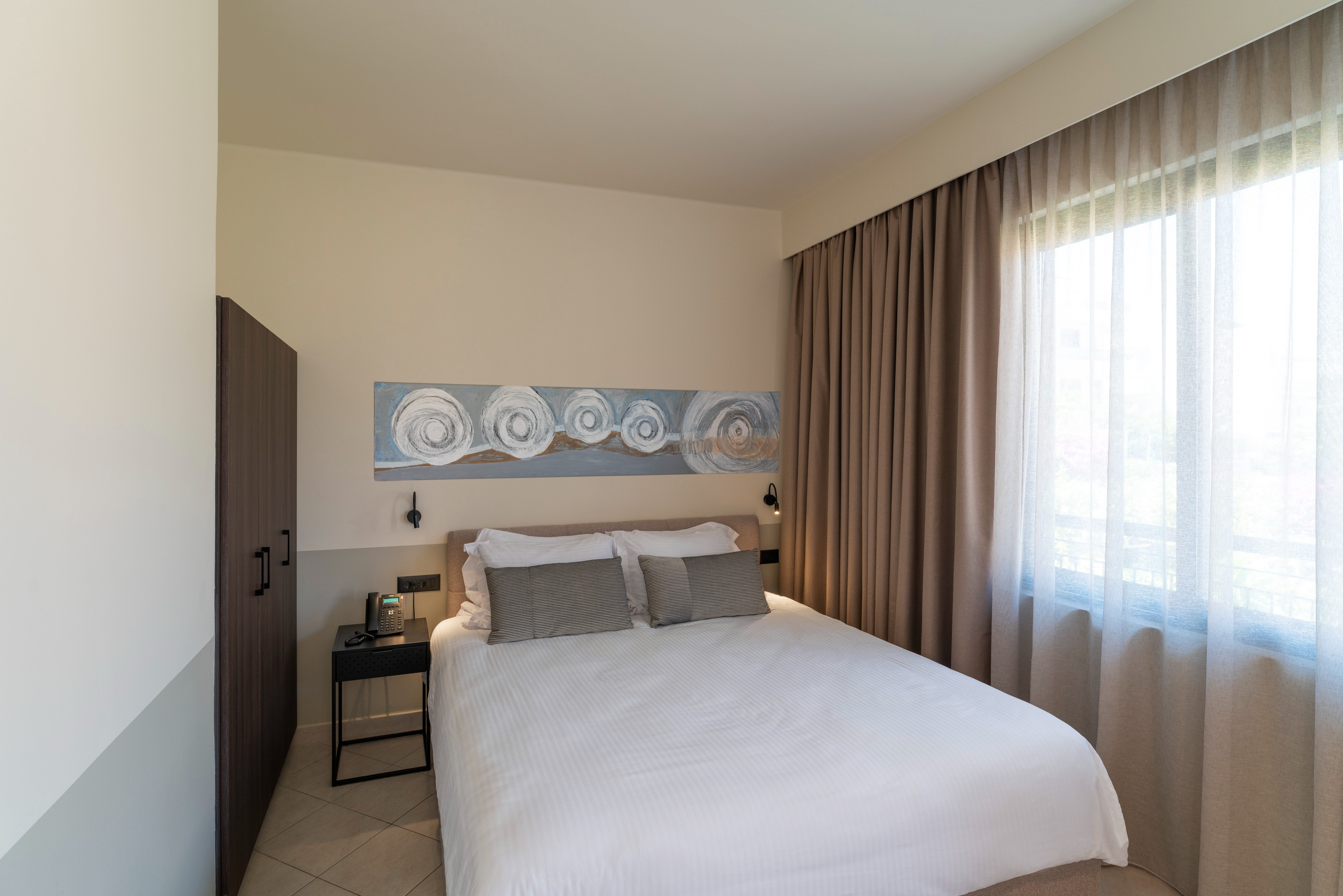 Mariette Rhodes Urban Suites